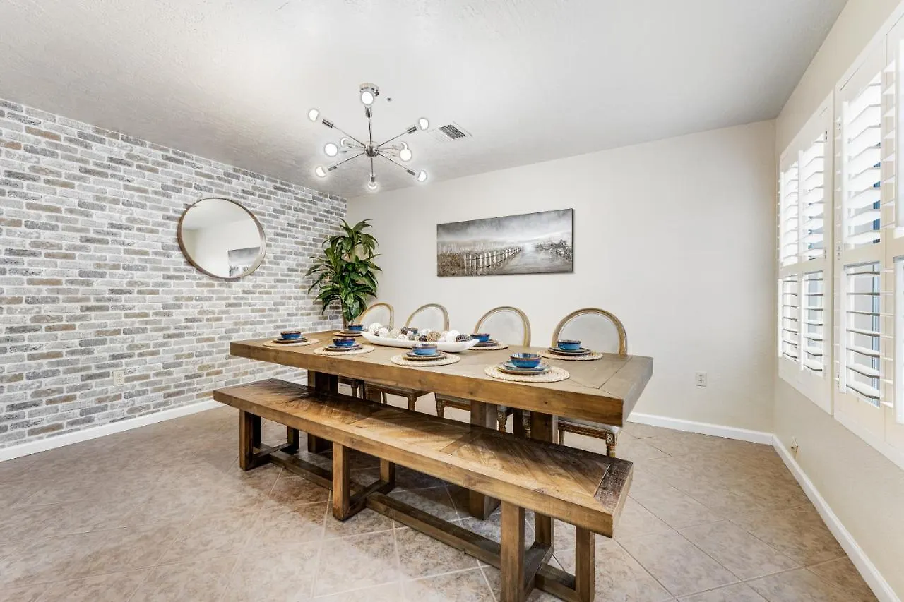Poolside Getaway Villa Scottsdale 0*,  Verenigde Staten