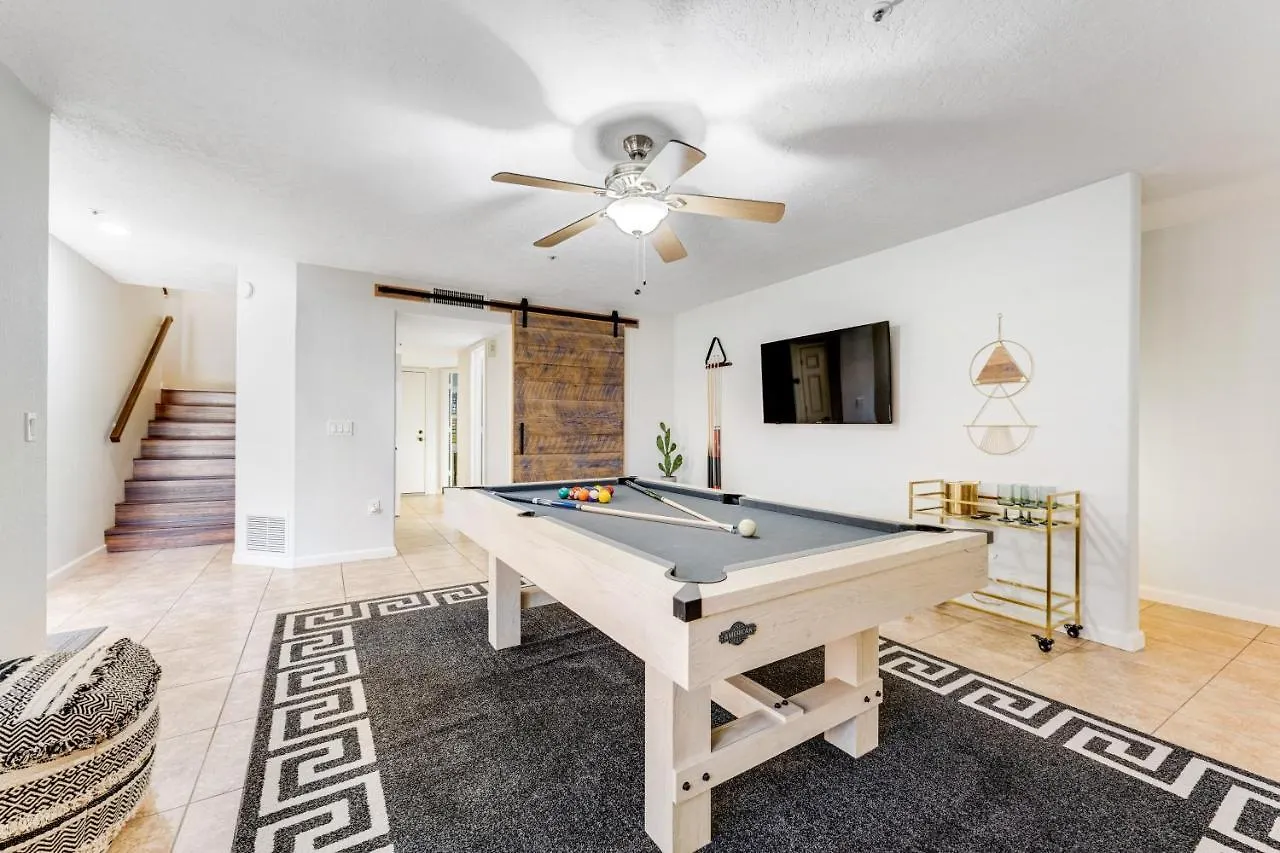 Poolside Getaway Villa Scottsdale