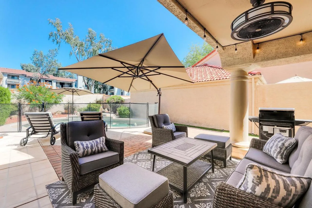 Poolside Getaway Villa Scottsdale Verenigde Staten